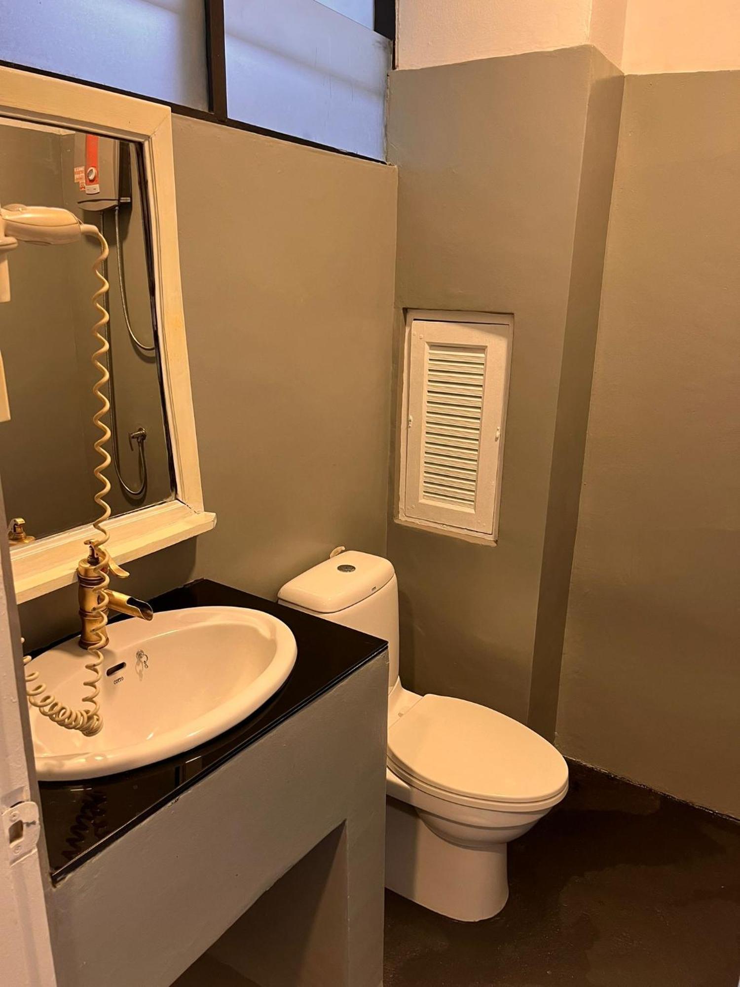 מלון Shalom Center Chaweng Samui מראה חיצוני תמונה